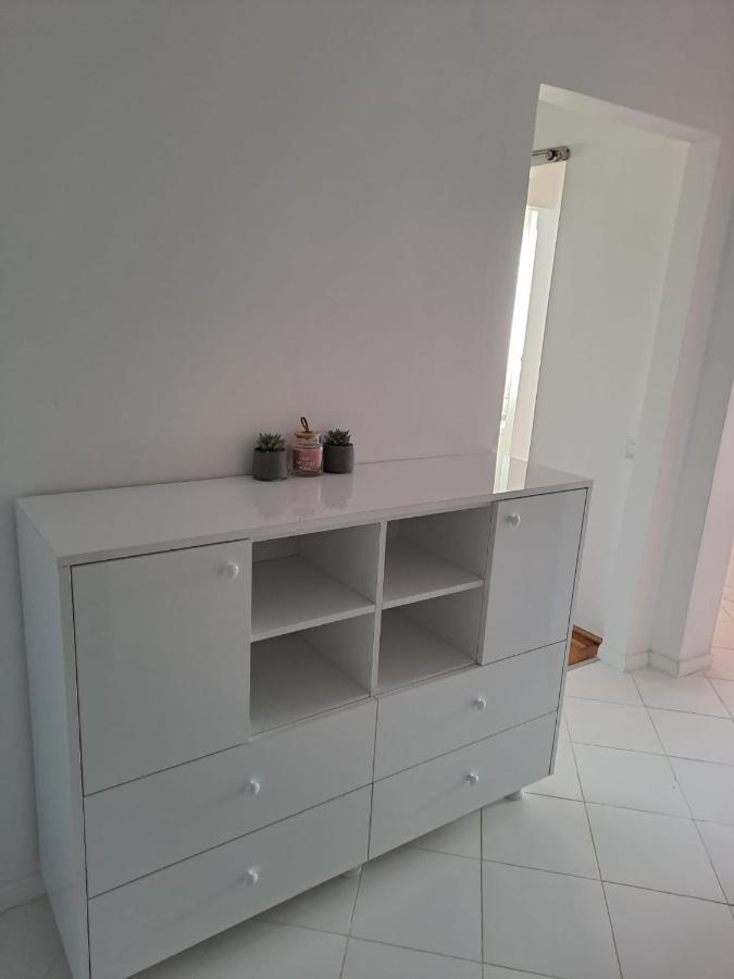 Rosso Apartment Brasov